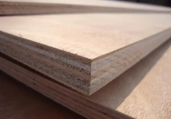 胶合板厂家生产的板材能在室外使用吗？